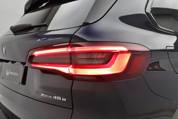 Foto do veiculo BMW X5 XDRIVE45E M SPORT