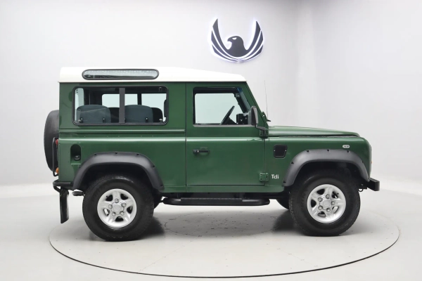 Foto do veiculo LAND ROVER DEFENDER 90 SW