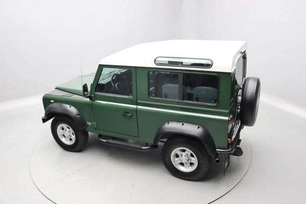 Foto do veiculo LAND ROVER DEFENDER 90 SW