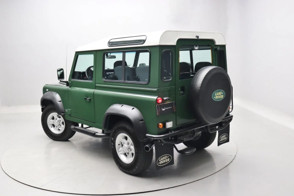 Foto do veiculo LAND ROVER DEFENDER 90 SW
