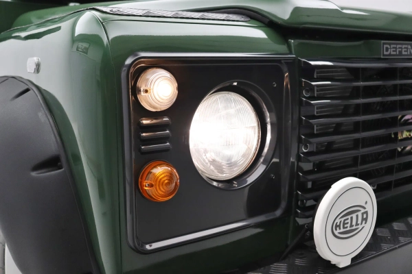 Foto do veiculo LAND ROVER DEFENDER 90 SW