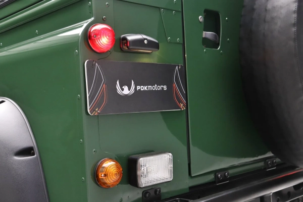 Foto do veiculo LAND ROVER DEFENDER 90 SW