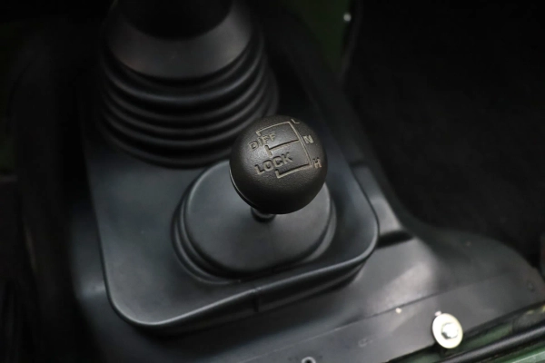 Foto do veiculo LAND ROVER DEFENDER 90 SW