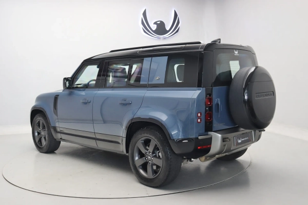 Foto do veiculo LAND ROVER DEFENDER 110 HSE X-DYNAMIC | 7 LUGARES
