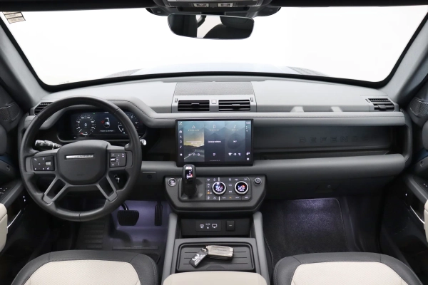 Foto do veiculo LAND ROVER DEFENDER 110 HSE X-DYNAMIC | 7 LUGARES