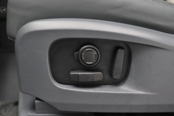 Foto do veiculo LAND ROVER DEFENDER 110 HSE X-DYNAMIC | 7 LUGARES