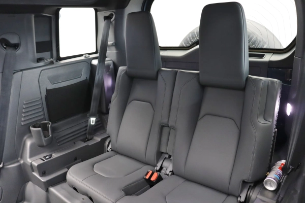Foto do veiculo LAND ROVER DEFENDER 110 HSE X-DYNAMIC | 7 LUGARES