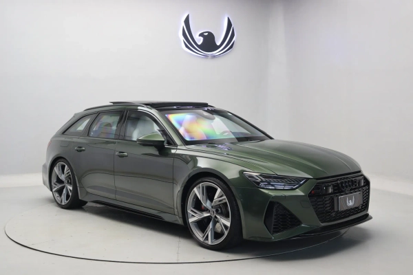 Foto do veiculo AUDI RS6 AVANT PERFORMANCE