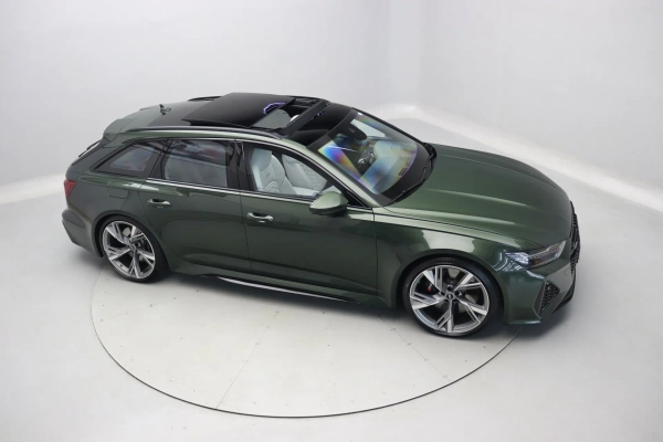 Foto do veiculo AUDI RS6 AVANT PERFORMANCE