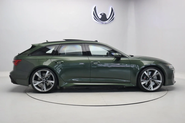 Foto do veiculo AUDI RS6 AVANT PERFORMANCE