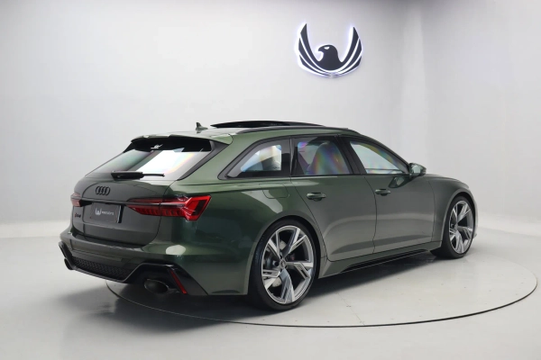 Foto do veiculo AUDI RS6 AVANT PERFORMANCE