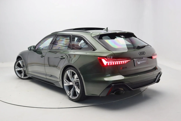 Foto do veiculo AUDI RS6 AVANT PERFORMANCE
