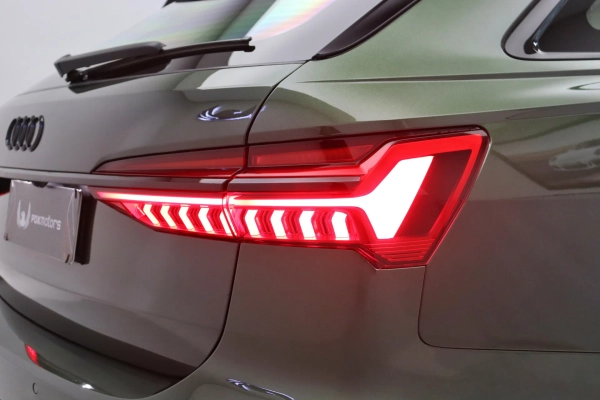 Foto do veiculo AUDI RS6 AVANT PERFORMANCE
