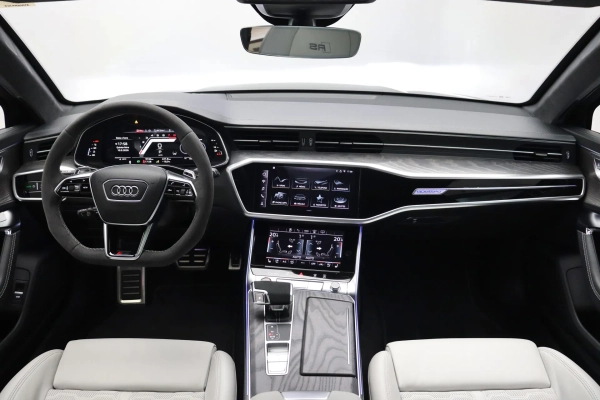Foto do veiculo AUDI RS6 AVANT PERFORMANCE
