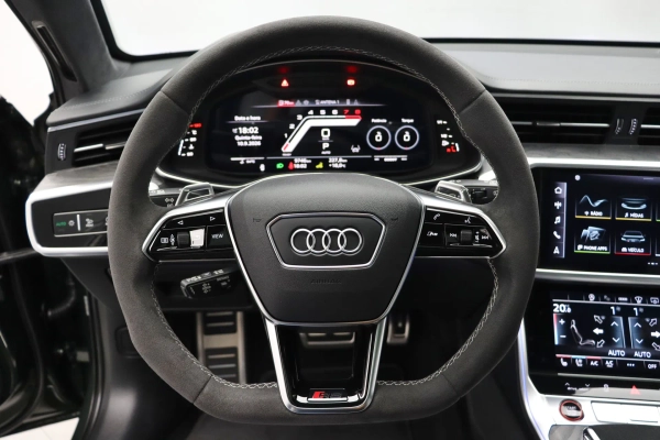 Foto do veiculo AUDI RS6 AVANT PERFORMANCE