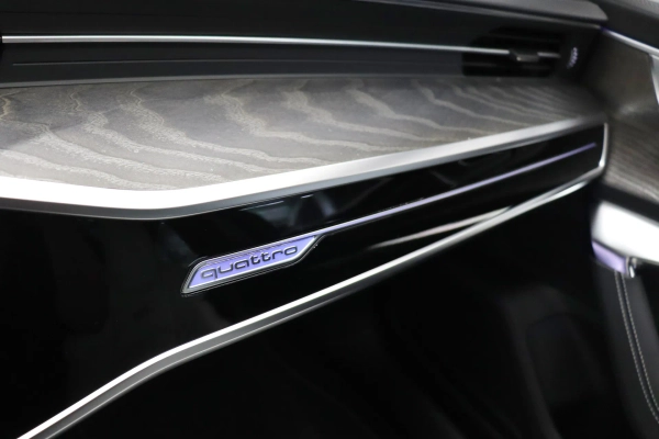 Foto do veiculo AUDI RS6 AVANT PERFORMANCE