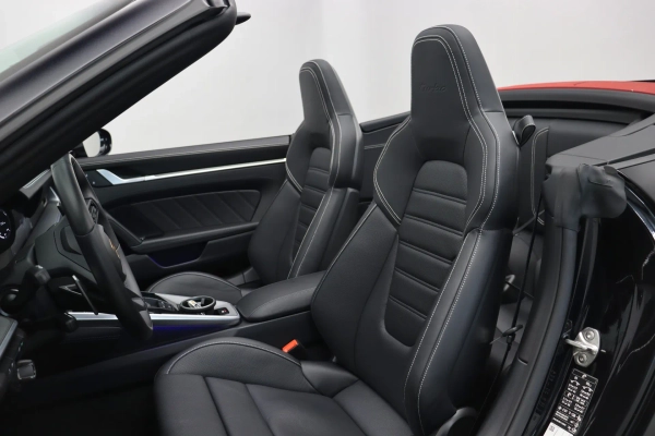 Foto do veiculo PORSCHE 911 TURBO CABRIOLET