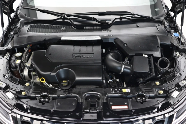 Foto do veiculo LAND ROVER RANGE ROVER EVOQUE P250 HSE R-DYNAMIC