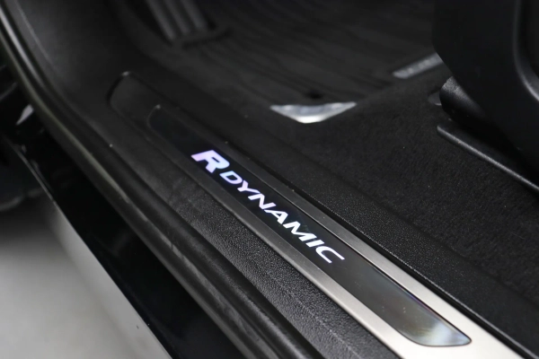 Foto do veiculo LAND ROVER RANGE ROVER EVOQUE P250 HSE R-DYNAMIC