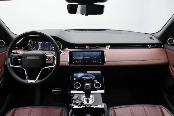 Foto do veiculo LAND ROVER RANGE ROVER EVOQUE P250 HSE R-DYNAMIC