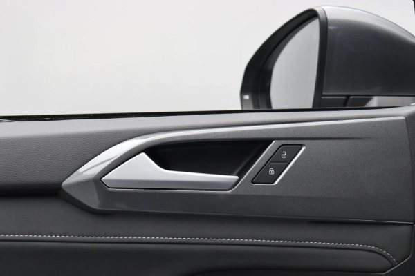 Foto do veiculo VOLKSWAGEN TAOS HIGHLINE TSI