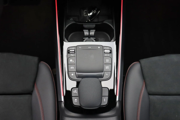 Foto do veiculo MERCEDES-BENZ GLA 35 AMG 4MATIC