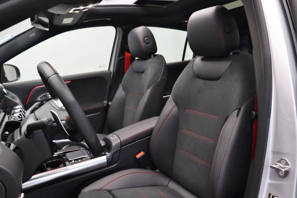 Foto do veiculo MERCEDES-BENZ GLA 35 AMG 4MATIC