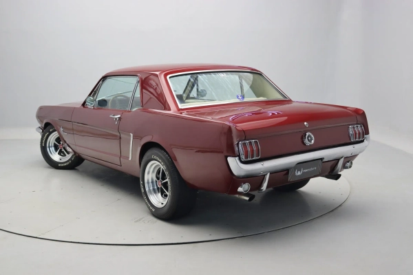 Foto do veiculo FORD MUSTANG 4.7 HARDTOP