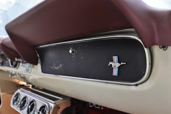 Foto do veiculo FORD MUSTANG 4.7 HARDTOP