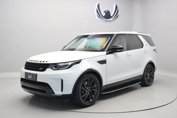 Foto do veiculo LAND ROVER DISCOVERY HSE TD6 | 7 LUGARES