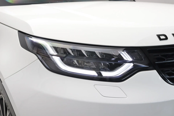Foto do veiculo LAND ROVER DISCOVERY HSE TD6 | 7 LUGARES