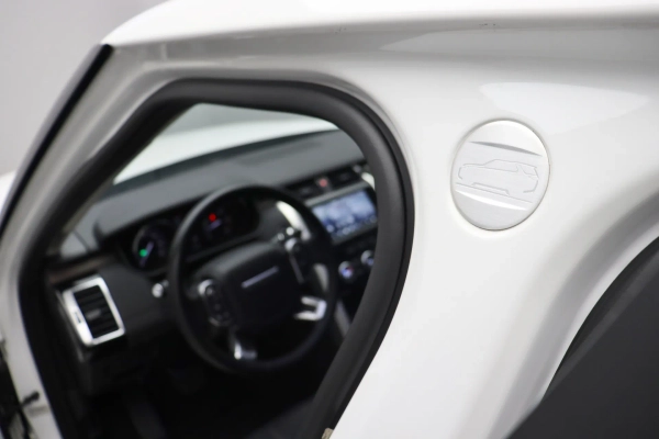 Foto do veiculo LAND ROVER DISCOVERY HSE TD6 | 7 LUGARES