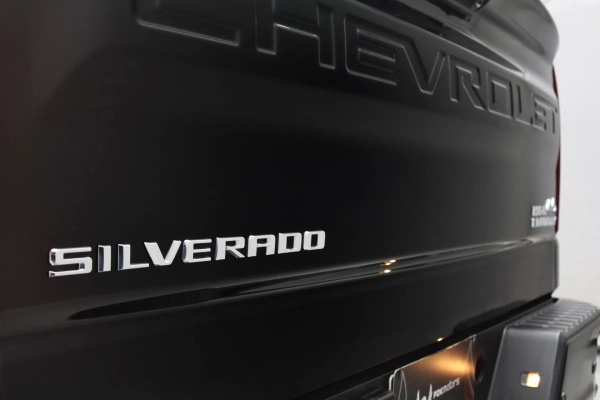Foto do veiculo CHEVROLET SILVERADO HIGH COUNTRY