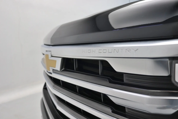 Foto do veiculo CHEVROLET SILVERADO HIGH COUNTRY