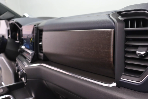 Foto do veiculo CHEVROLET SILVERADO HIGH COUNTRY