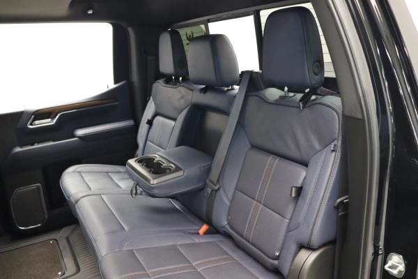 Foto do veiculo CHEVROLET SILVERADO HIGH COUNTRY