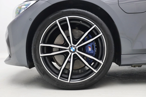Foto do veiculo BMW 330E M SPORT