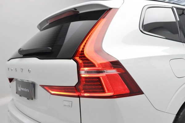 Foto do veiculo VOLVO XC60 T8 RECHARGE ULTIMATE DARK