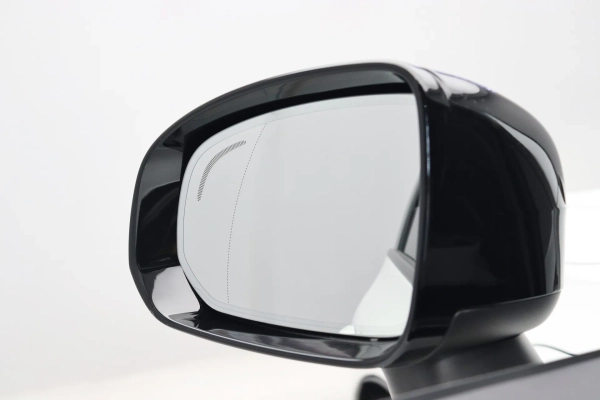 Foto do veiculo VOLVO XC60 T8 RECHARGE ULTIMATE DARK