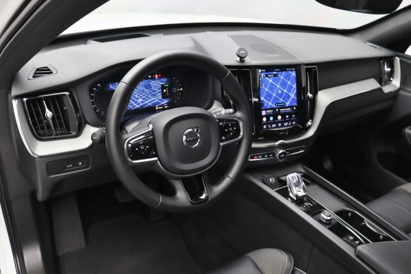 Foto do veiculo VOLVO XC60 T8 RECHARGE ULTIMATE DARK