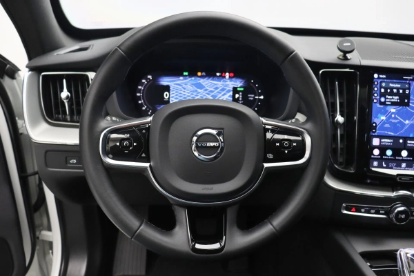 Foto do veiculo VOLVO XC60 T8 RECHARGE ULTIMATE DARK