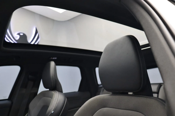 Foto do veiculo VOLVO XC60 T8 RECHARGE ULTIMATE DARK