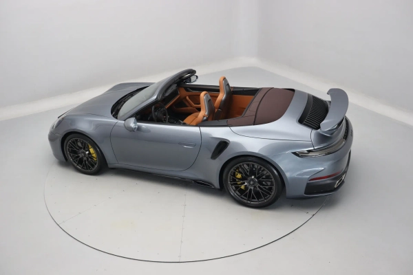 Foto do veiculo PORSCHE 911 TURBO S CABRIOLET