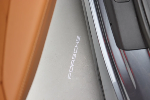 Foto do veiculo PORSCHE 911 TURBO S CABRIOLET
