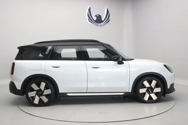 Foto do veiculo MINI COUNTRYMAN S ALL4 TOP ELéTRICO