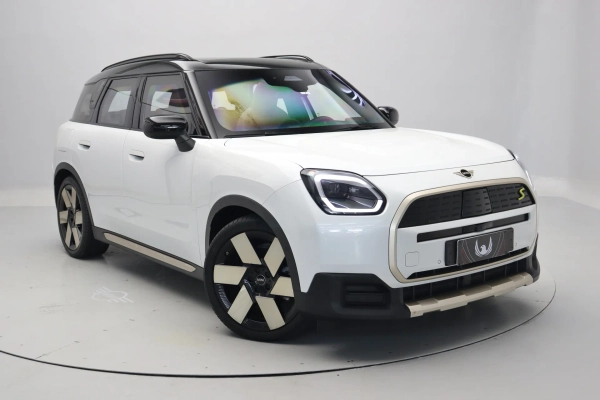 Foto do veiculo MINI COUNTRYMAN S ALL4 TOP ELéTRICO