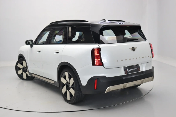 Foto do veiculo MINI COUNTRYMAN S ALL4 TOP ELéTRICO