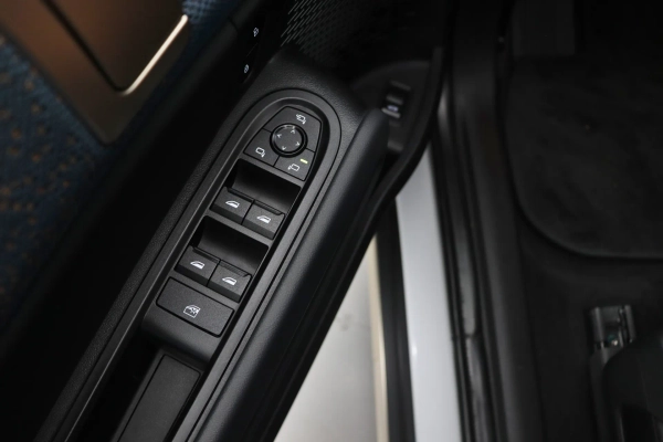 Foto do veiculo MINI COUNTRYMAN S ALL4 TOP ELéTRICO