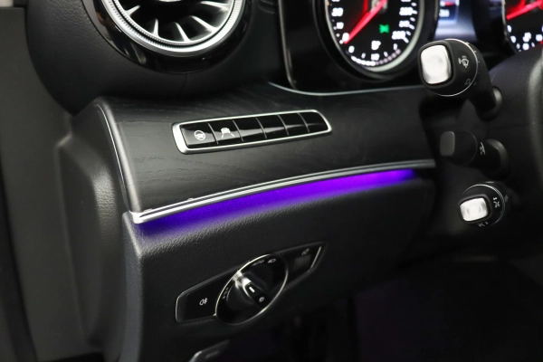 Foto do veiculo MERCEDES-BENZ E 300 COUPé