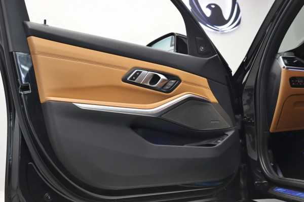 Foto do veiculo BMW 320I M SPORT